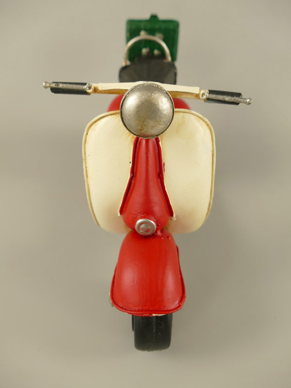 Scooter Motorroller Vespa Blechmodell rot/weiß - 29 cm