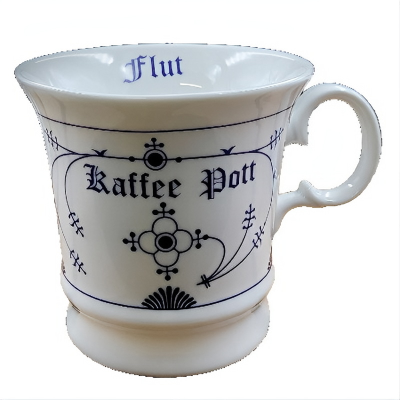 Kaffeetasse im Dekor Indisch Blau mit eleganter Schrift und filigranen blauen Ornamenten